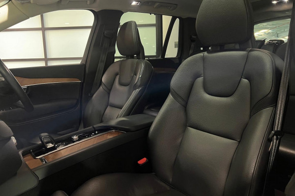 2021 MY22 Volvo XC90 L Series B5 Momentum SUV Image 19