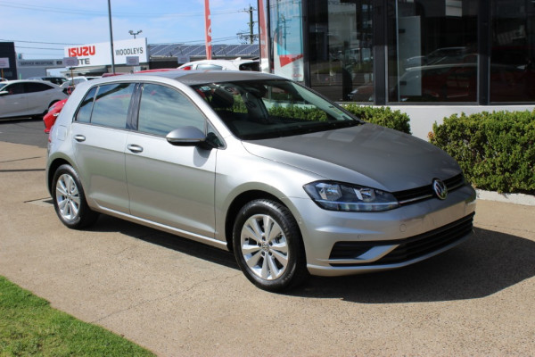 2019 Volkswagen Golf 7.5 110TSI Trendline Hatch Image 3