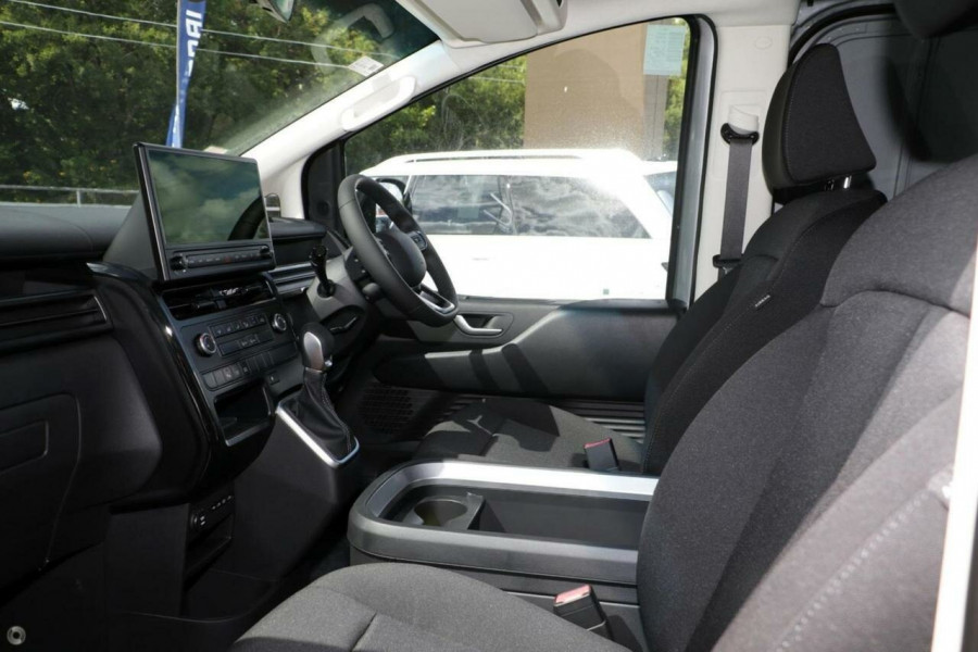 2026 MY27 Hyundai Staria Load US4.V4  Van Image 15