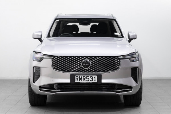 2025 Volvo XC90 L Series Ultra B5 Bright SUV Image 2