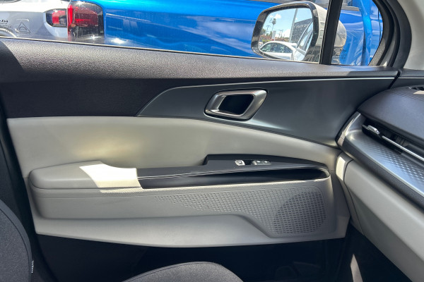 2023 Kia Carnival KA4 S People Mover Image 32