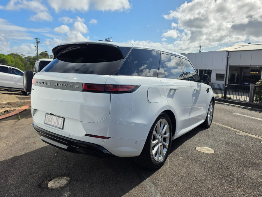 2023 MY24 Land Rover Range Rover Sport L461 D300 Dynamic SE SUV Image 11