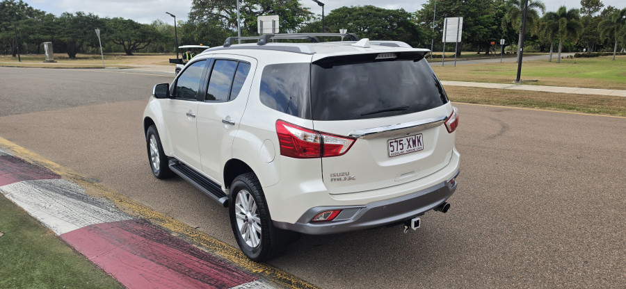 2018 Isuzu MU-X LS-T SUV Image 5