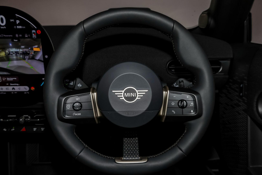 2026 MINI Cooper F66 S Favoured Hatch