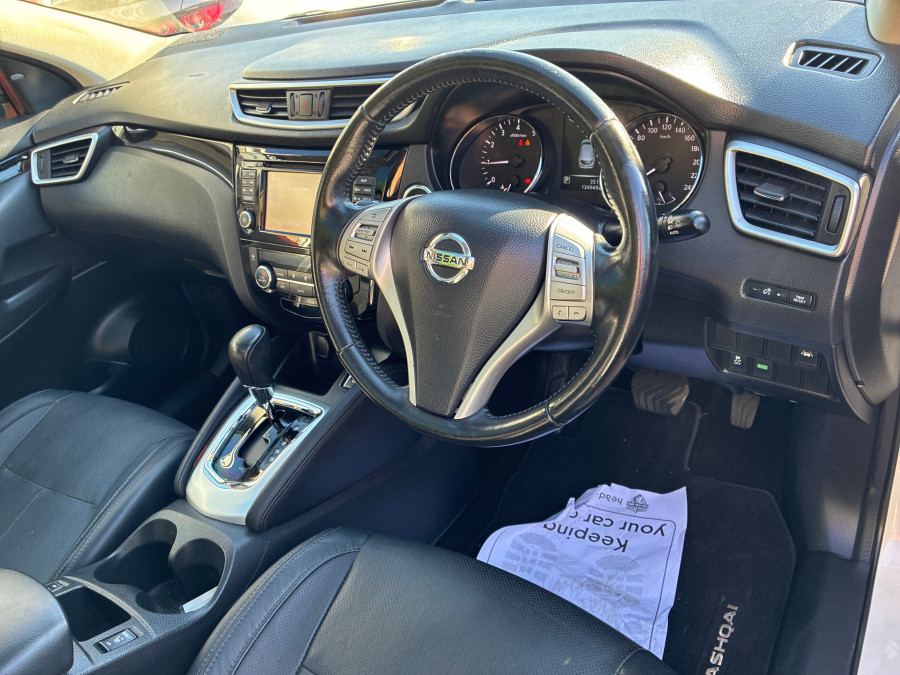 2017 Nissan QASHQAI J11 Ti SUV Image 19