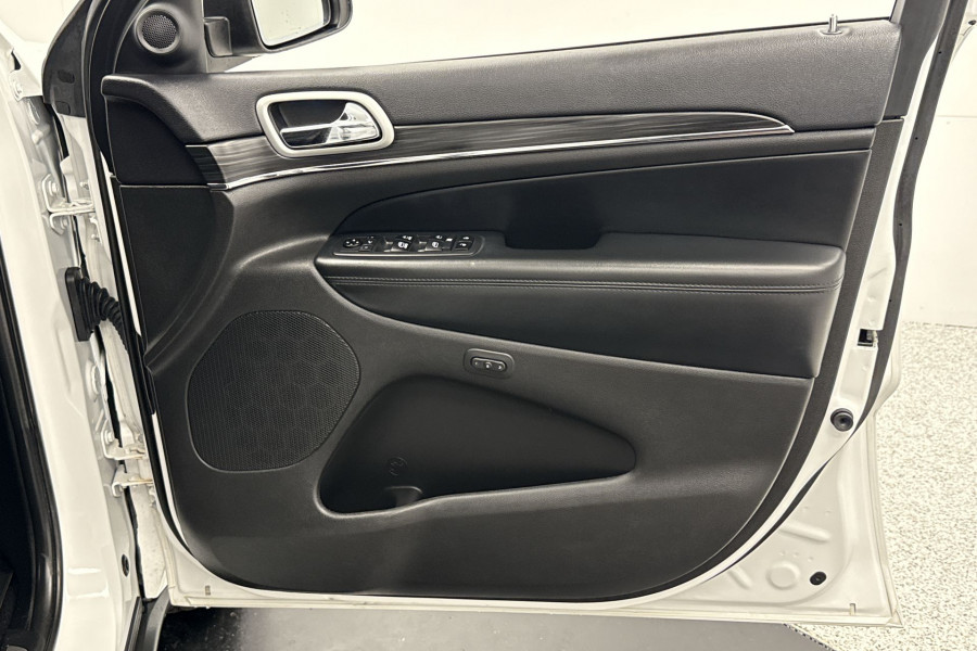 2019 Jeep Grand Cherokee WK Limited SUV Image 18