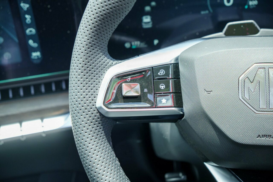 2025 MG QS IS31 Essence SUV Image 13