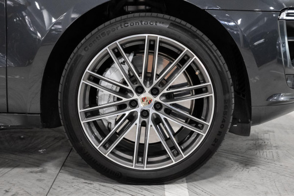 2021 Porsche Macan 95B SUV image 26