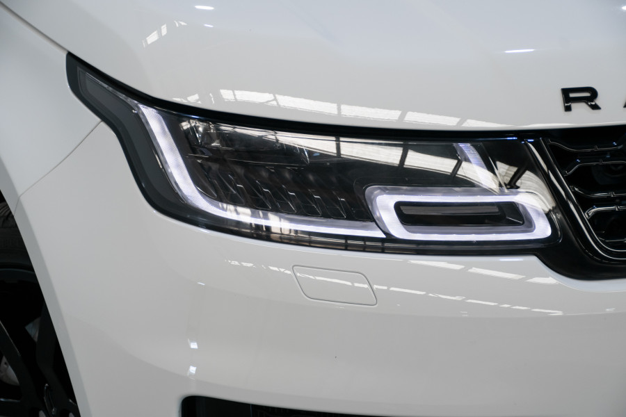 2021 Land Rover Range Rover Sport D300 HSE SUV Image 2