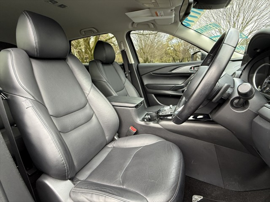 2023 Mazda CX-9 TC Touring SUV Image 11