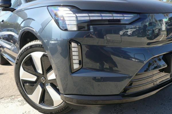 2025 MY26 Volvo EX90  Plus Twin Motor SUV Image 2