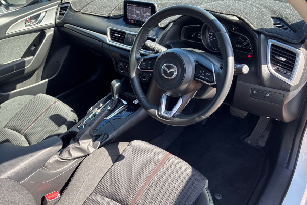2017 Mazda 3 BN5478 Maxx Hatch Image 16