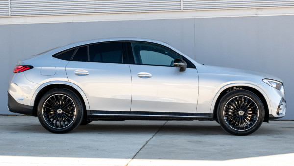 2026 Mercedes-Benz GLC-Class GLC300 SUV image 2