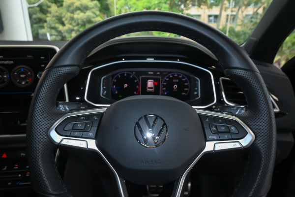 2025 Volkswagen T-Roc 140TSI R-Line SUV Image 11