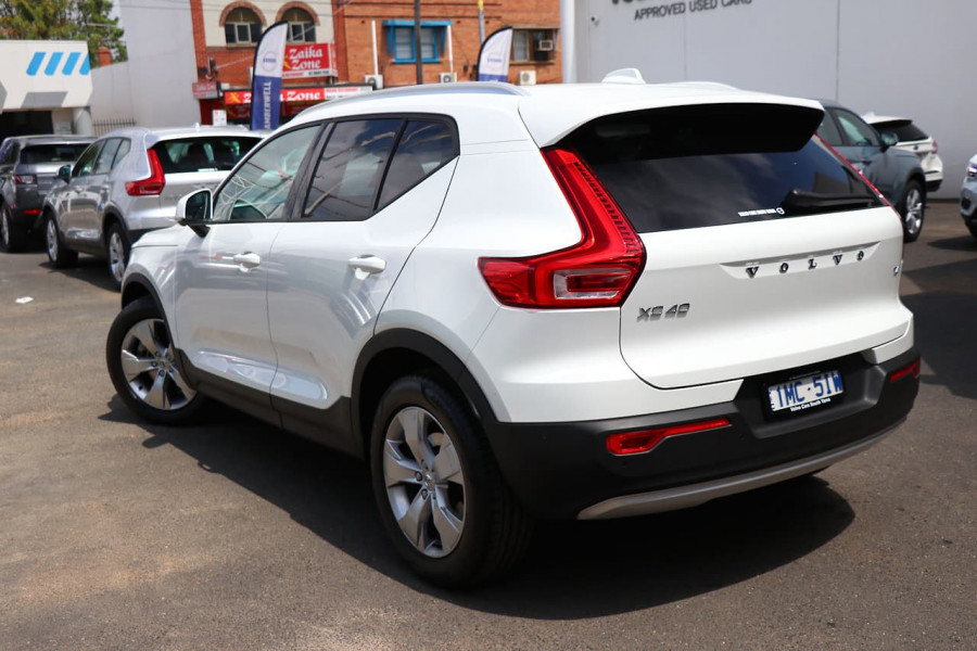2018 Volvo Xc40 (No Series) MY19 T4 Momentum Suv