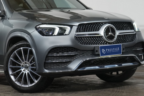 2021 Mercedes-Benz GLE-Class GLE400 d SUV image 2