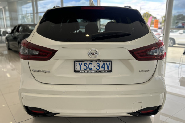 2021 Nissan QASHQAI SUV Image 16