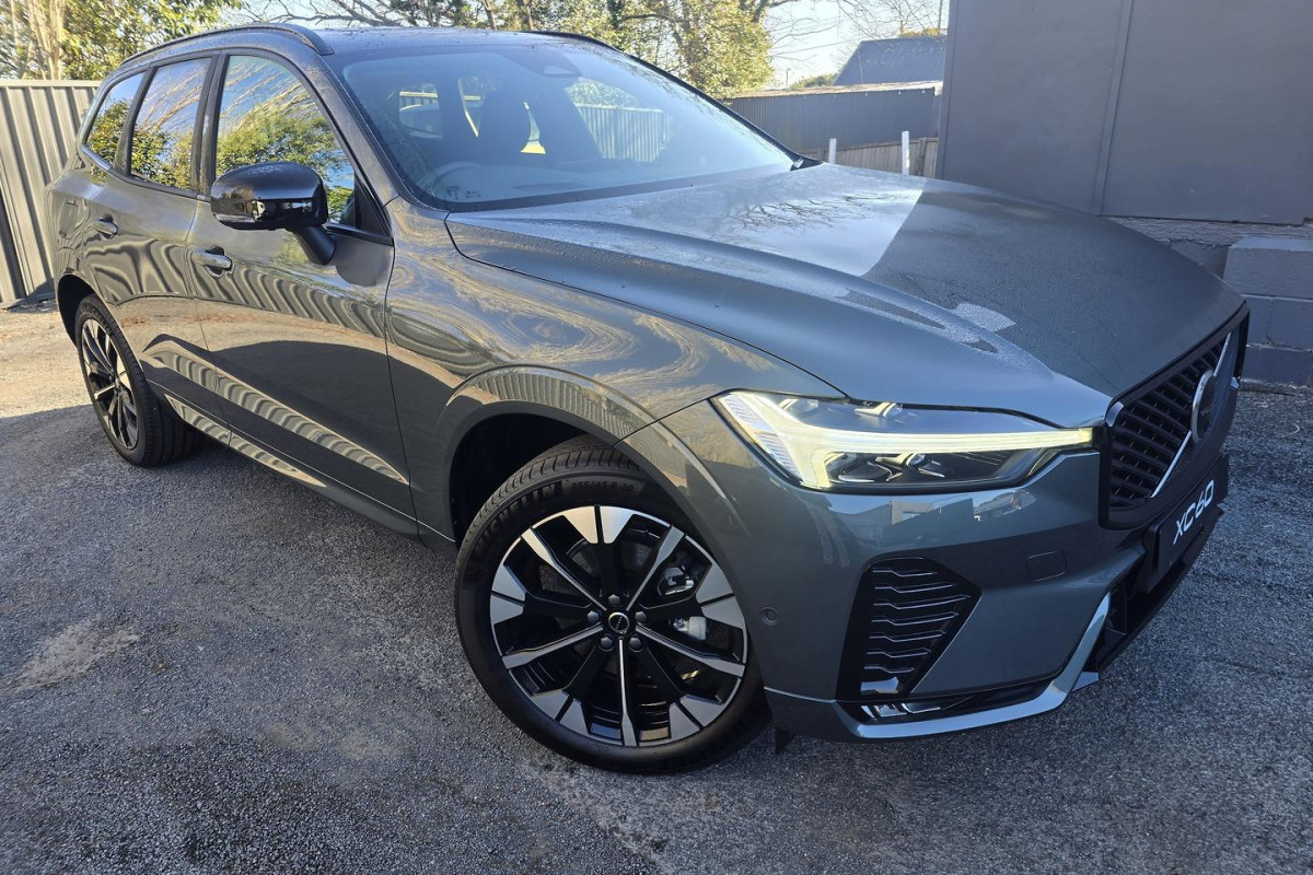 2026 Volvo XC60 UZ Ultra B5 Dark SUV