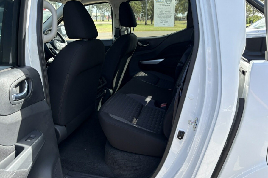 2024 MY25 Nissan Navara D23 ST Ute Image 7