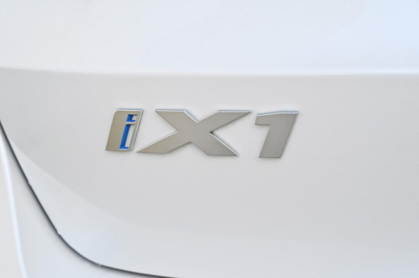 2024 BMW iX1 U11 xDrive30 M Sport SUV image 10