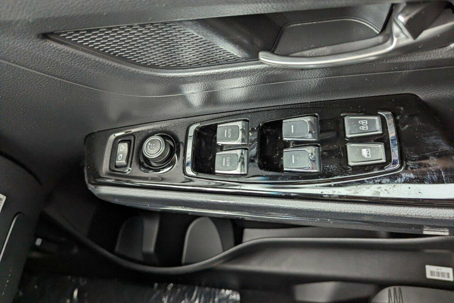 2023 KGM SsangYong Korando C300 ELX SUV Image 27