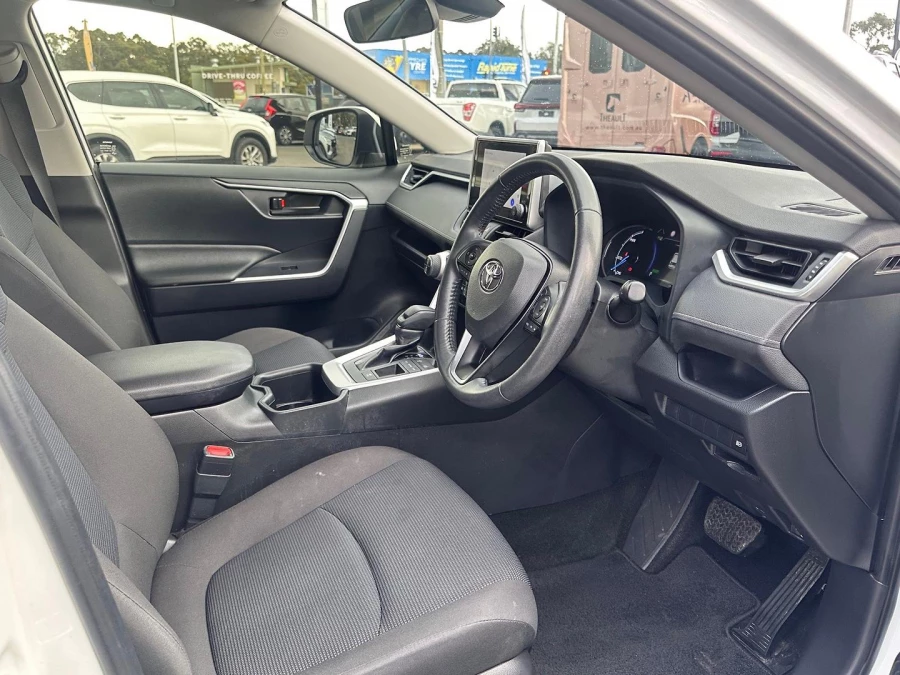 2024 Toyota RAV4 AXAH52R GX SUV Image 13