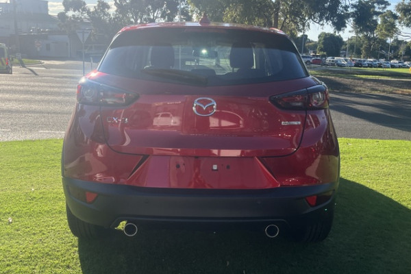 2024 Mazda CX-3 CX3IAW5P G20 Pure SUV Image 5