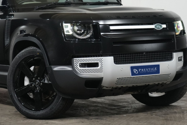 2022 Land Rover Defender L663 110 D300 SE SUV Image 2