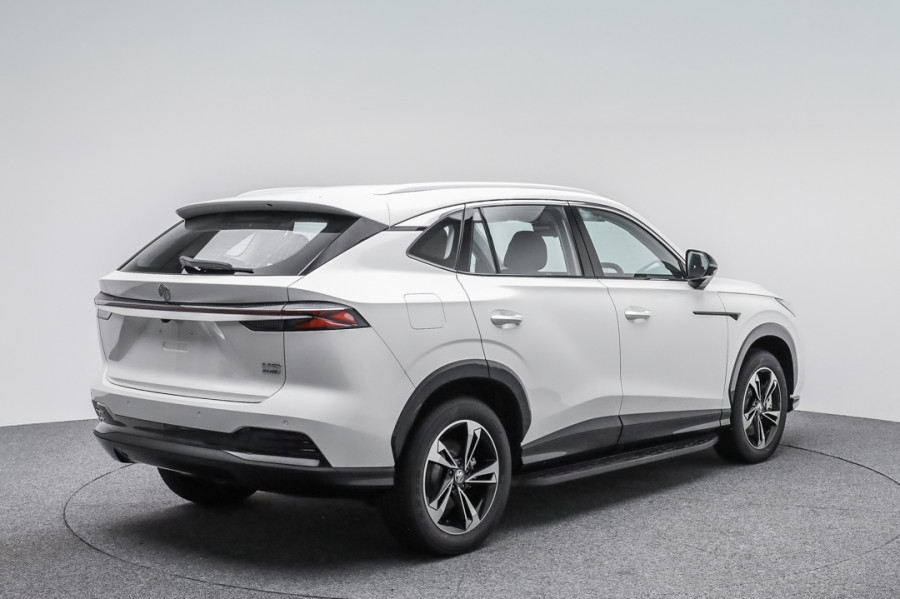 2026 MG HS Super Hybrid Excite SUV Image 4