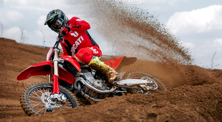 New Ducati Desmo450 MX Image