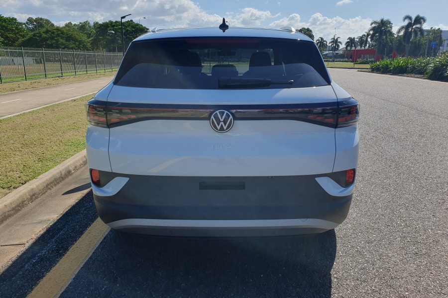 2025 Volkswagen ID. 4 E2 Pro SUV Image 6