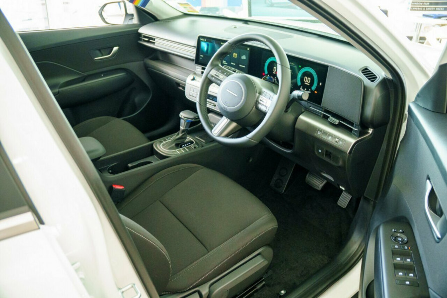 2025 Hyundai KONA SX2.V2  SUV Image 13