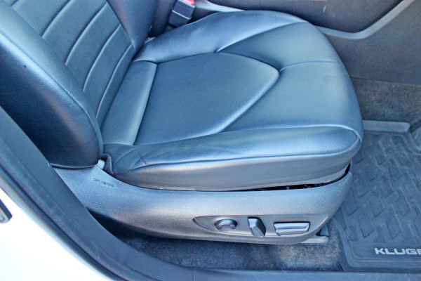 2023 Toyota Kluger AXUH78R GXL SUV Image 13