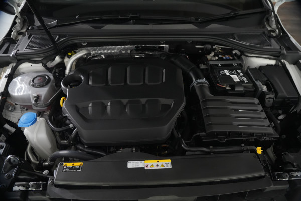 2024 Volkswagen Golf 7 R Hatch image 34