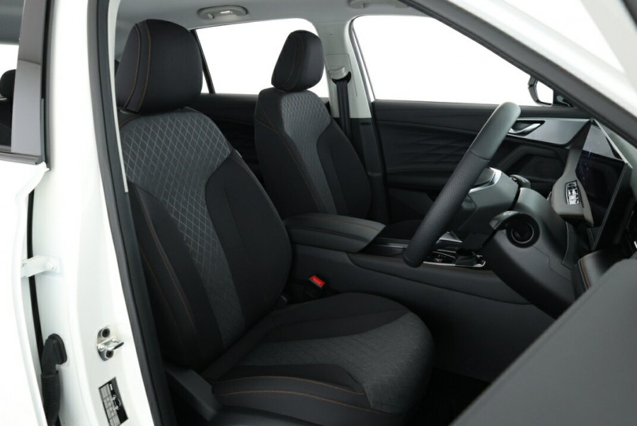 2025 MY24.5 MG HS AS33 Vibe SUV Image 26