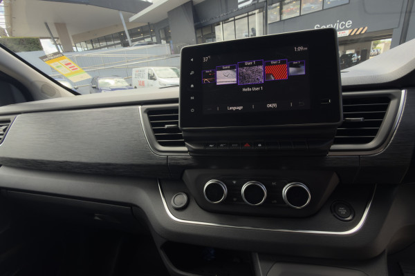 2025 Renault Trafic X82 Crew Lifestyle Van Image 19