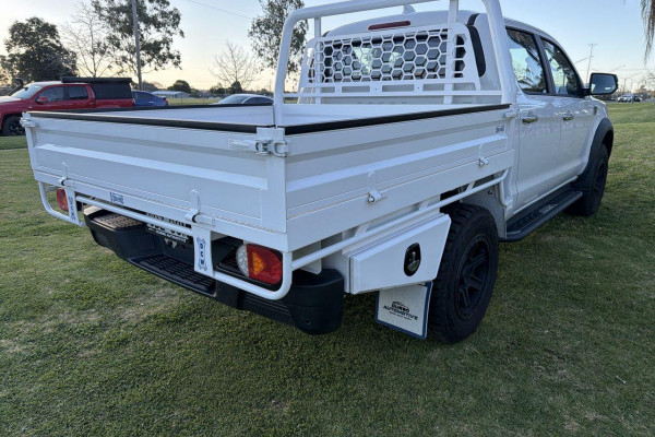 2026 JAC T9  Tradepro Cab Chassis Image 4