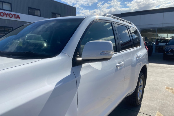 2018 Toyota LandCruiser Prado GDJ150R GXL SUV Image 22