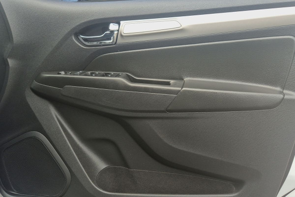 2017 Holden Colorado RG Z71 Crew Cab Pickup Image 5