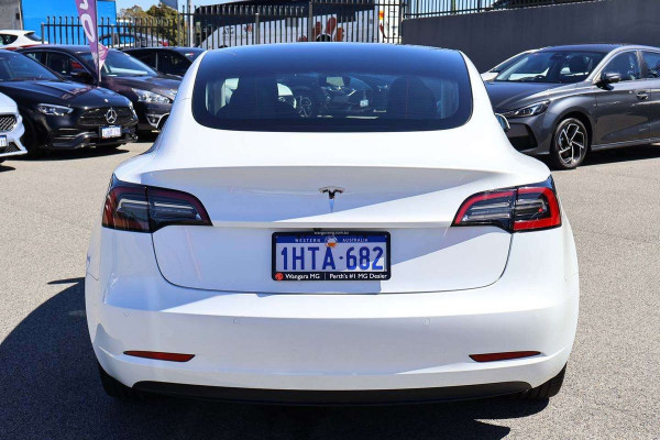 2022 Tesla Model 3  Rear-Wheel Drive Sedan Image 5