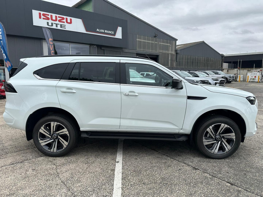 2025 MY25.5 Isuzu MU-X RJ LS-T SUV Image 3