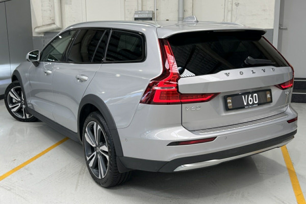 2023 Volvo V60 Cross Country Z Series MY23 Ultimate B5 Geartronic AWD Bright Wagon Image 2