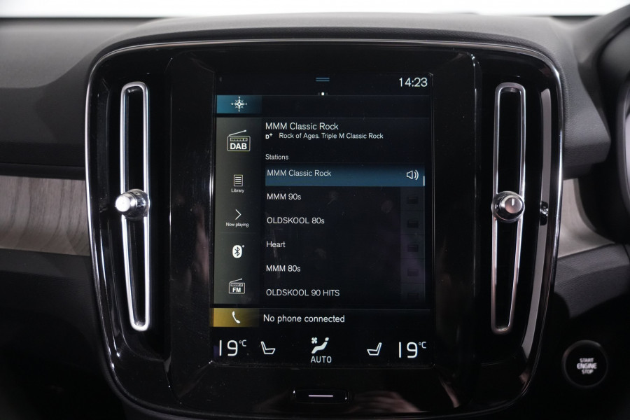 2020 Volvo XC40 XZ T4 Inscription SUV