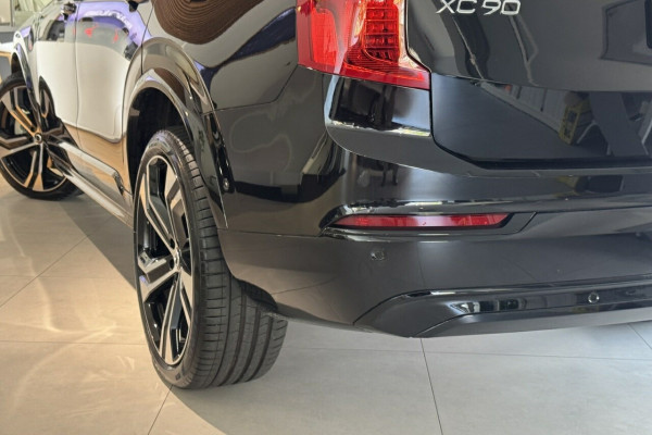 2024 MY25 Volvo XC90 L Series Ultra T8 Plug-In Hybrid SUV Image 4