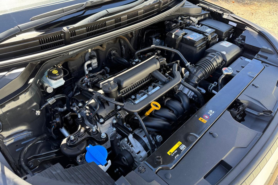 2021 MY22 Kia Stonic YB S SUV Image 25