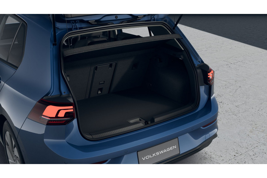 2025 Volkswagen Golf 8.5 110TSI Life Hatch Image 6