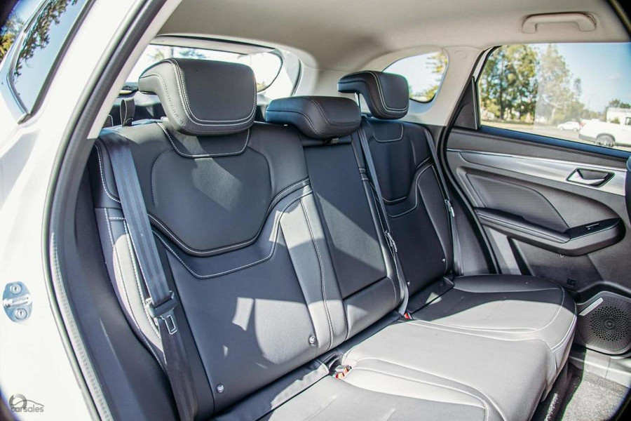 2026 GWM Haval Jolion A02 Lux Hybrid SUV Image 11