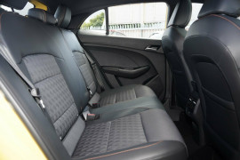 2024 MY24.5 MG MG3 ZP22 Essence Hybrid+ Hatch