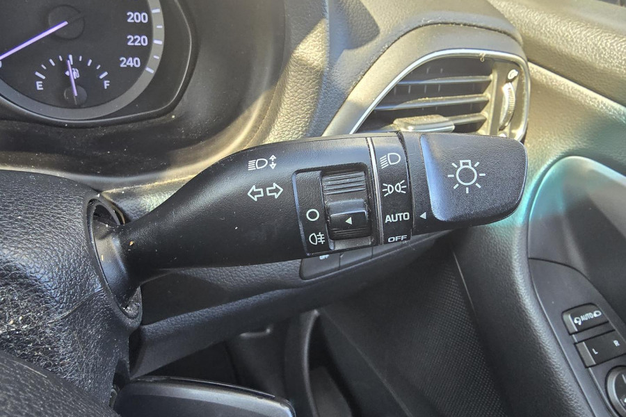 2017 MY18 Hyundai i30 PD Active Hatch Image 12