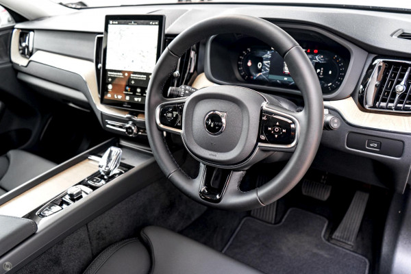 2026 Volvo XC60 UZ Plus B5 Bright SUV Image 5